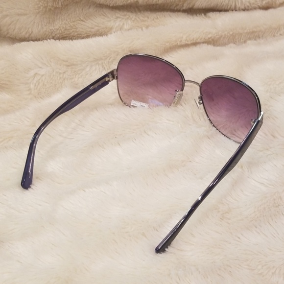 Coach Sunglasses - Picture 3 of 3